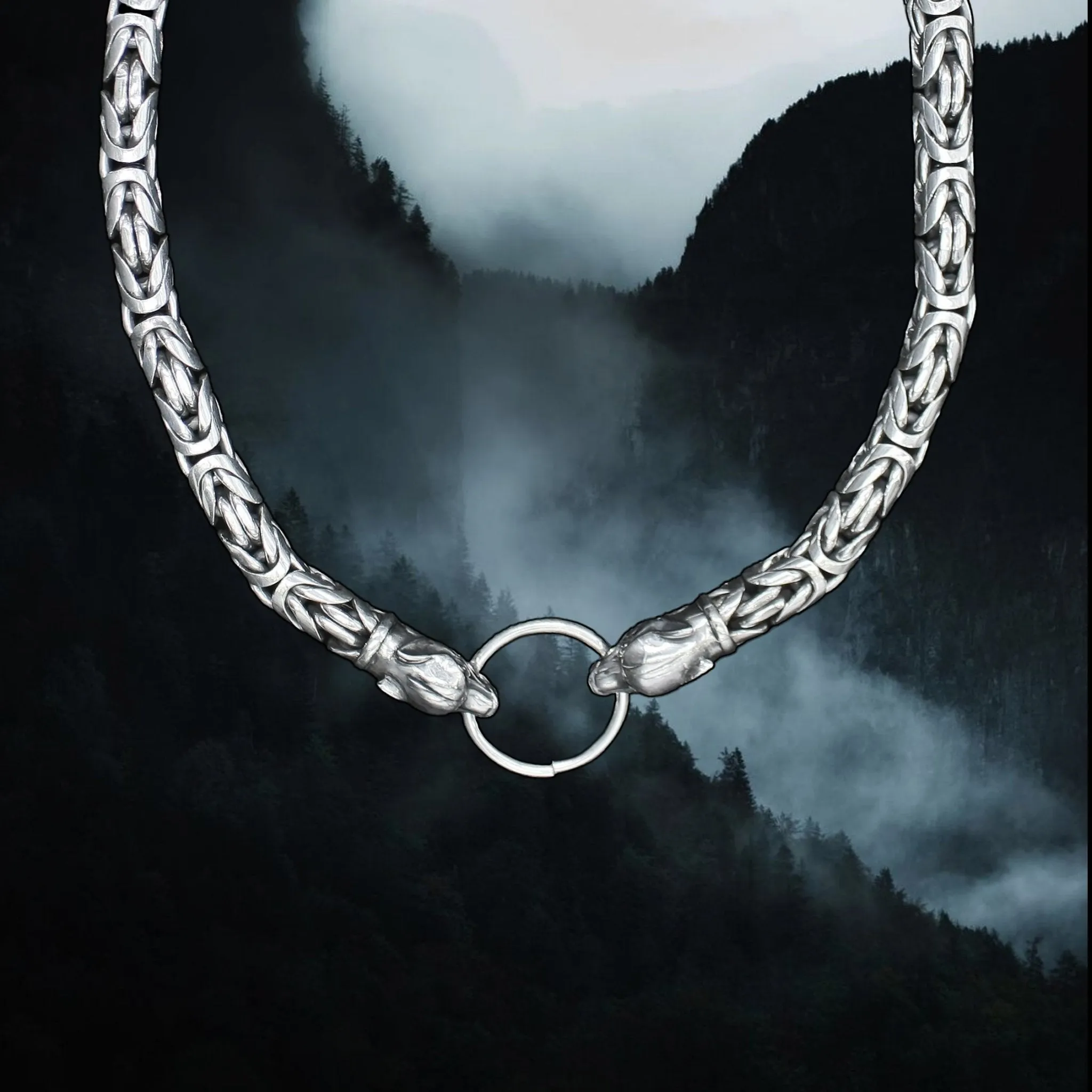 10mm Silver King Chain Necklace with Ferocious Wolf Heads - 70cm Length