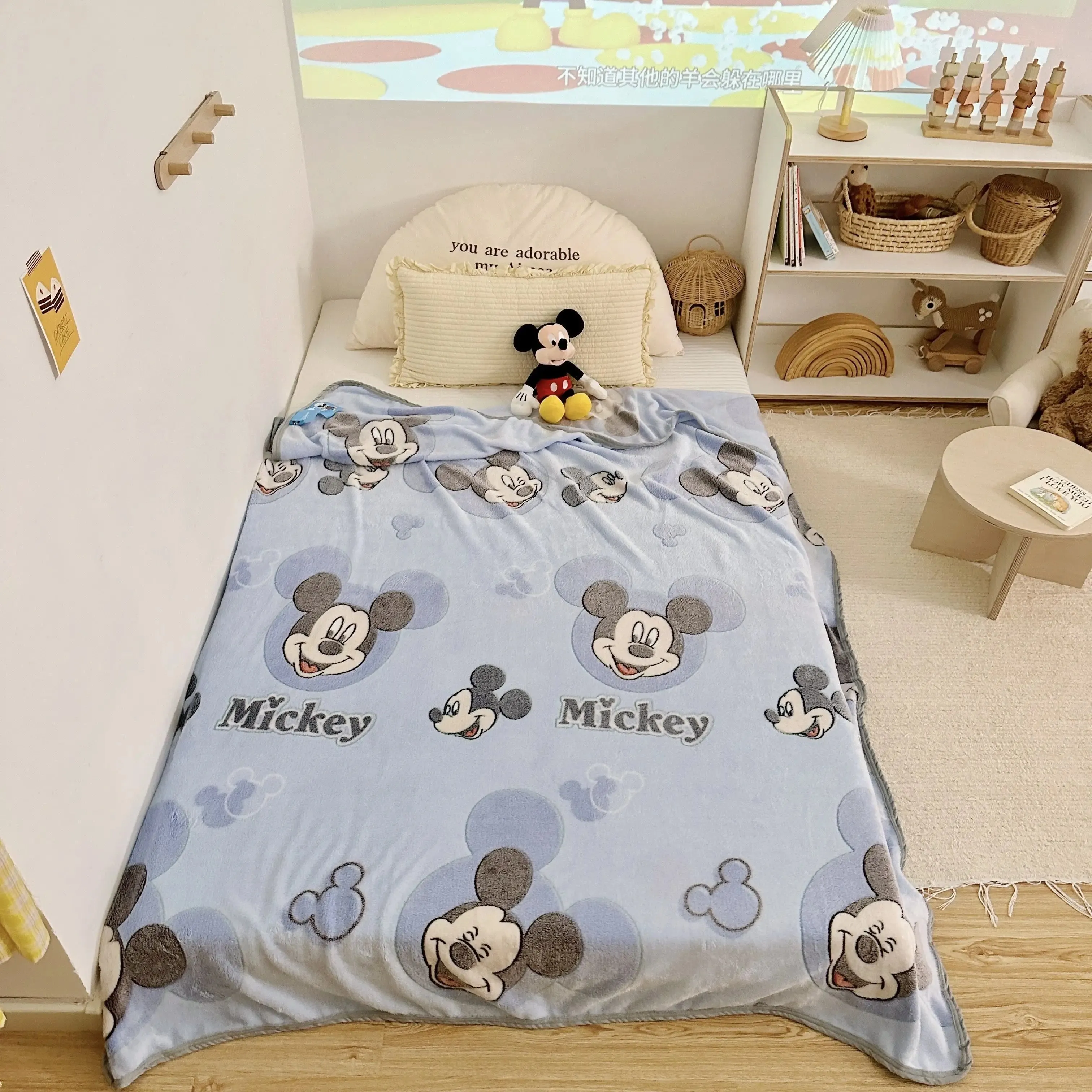 Cartoon Disney Kids Mickey Mouse Snowflake Fleece Blanket Thick Milk Coral Fleece Office Casual Blanket Single Lunch Break Blank