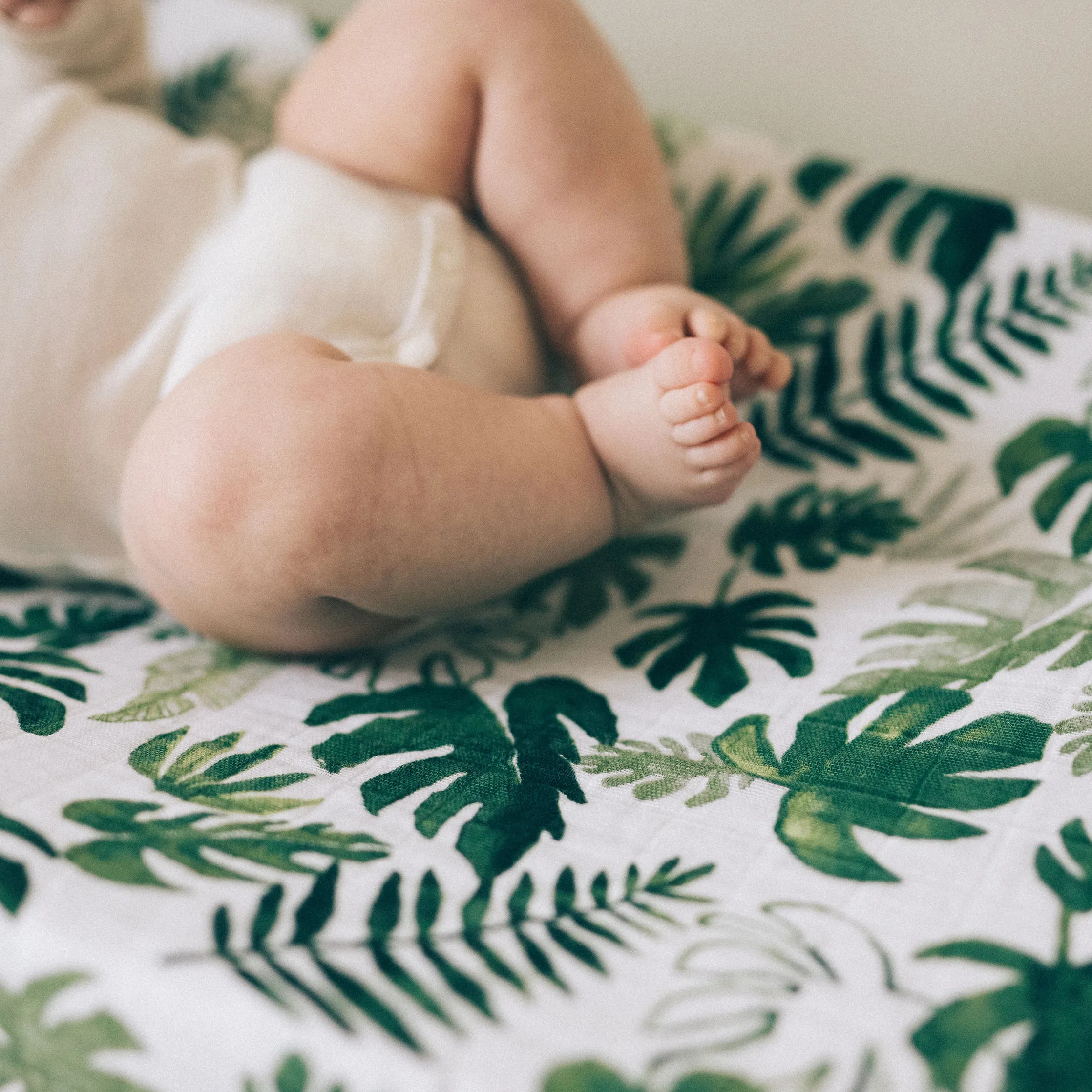 Cotton Muslin Changing Pad Cover - Tropical Leaf