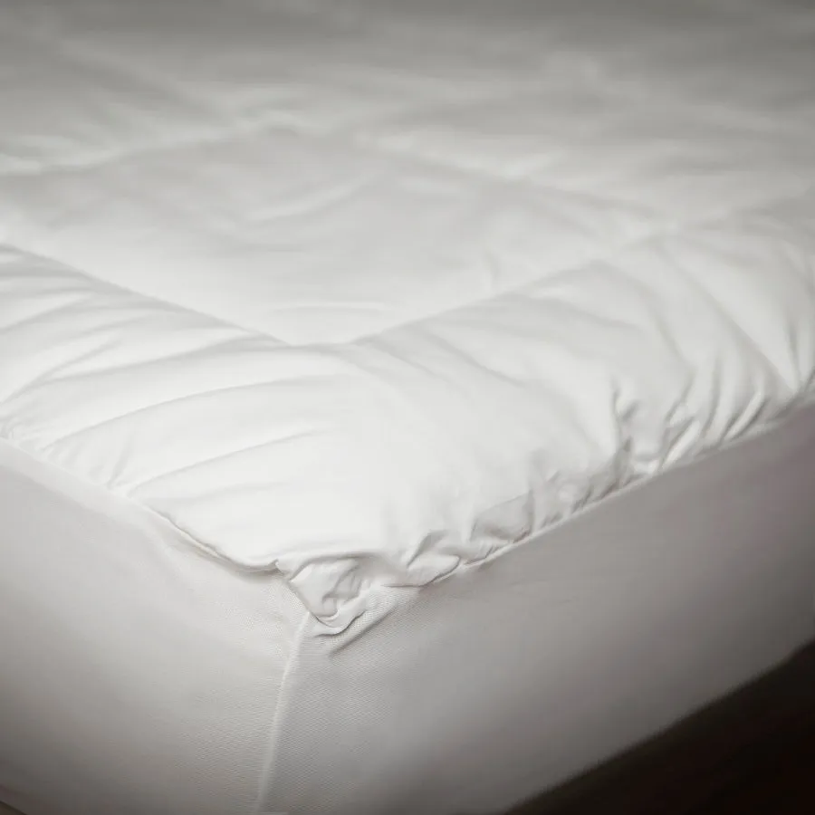 DownLinens 300 Thread Count Luxury Mattress pad