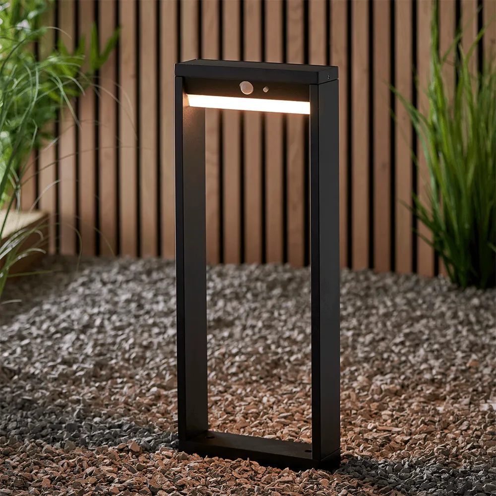 Endon Dannah LED Solar Post in Black (Small)