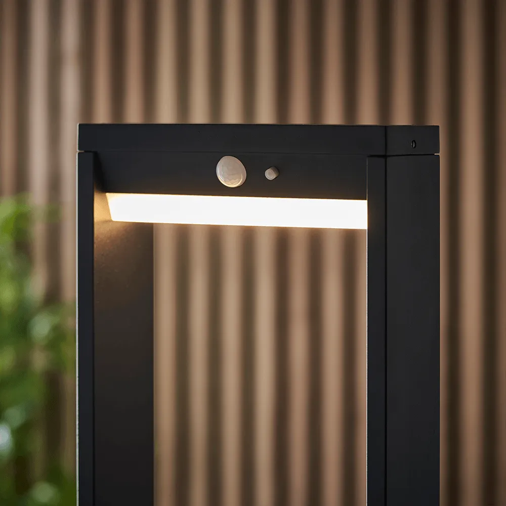 Endon Dannah LED Solar Post in Black (Small)