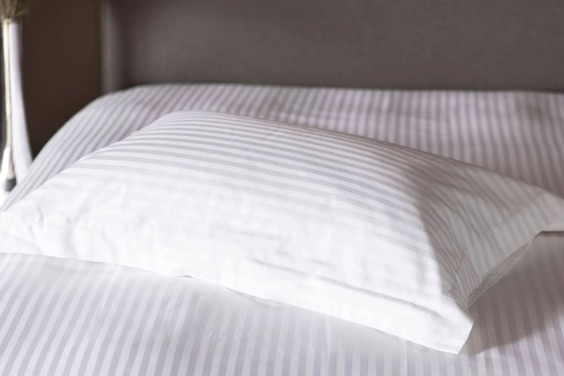 Hotel Satin Stripe Oxford Pillowcase - White