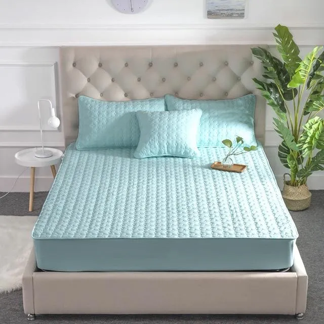 Hypoallergenic Waterproof Mattress Cover