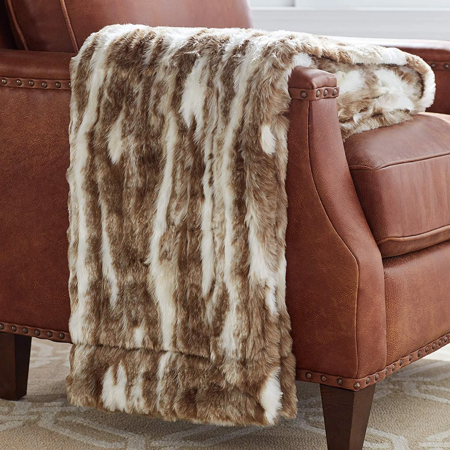 Marble Faux Fur Throw Blanket, Soft and Luxurious, 80" x 60", Brown