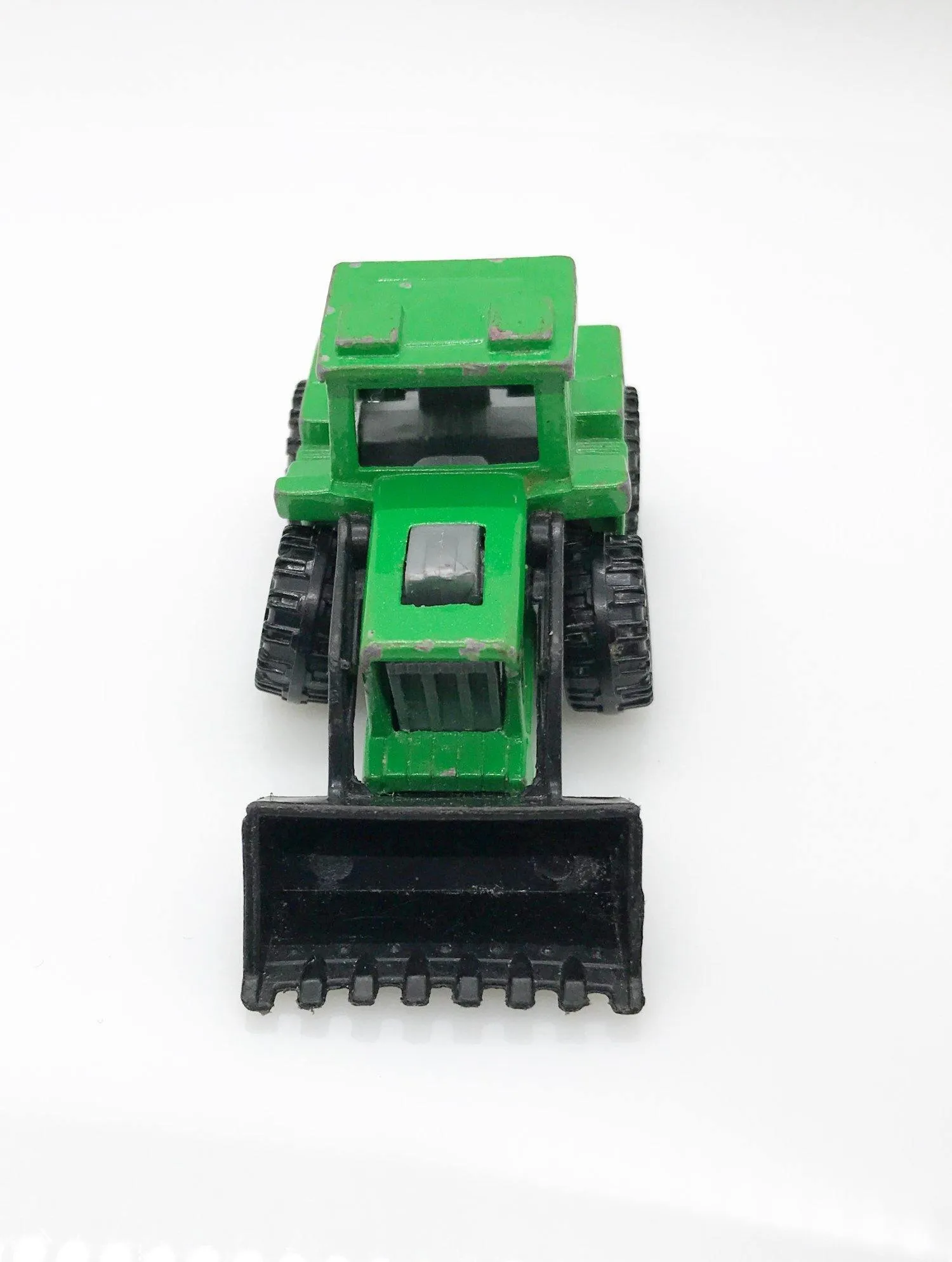 Matchbox Tractor Shovel  MB029 (1976)