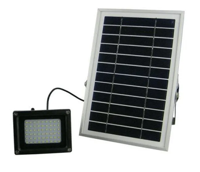 Solar 2,300 Lumen Flood Light